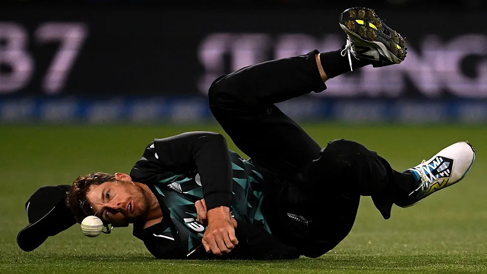 Santner Blames Dropped Catch for NZ Loss as India Chase 181 Easy